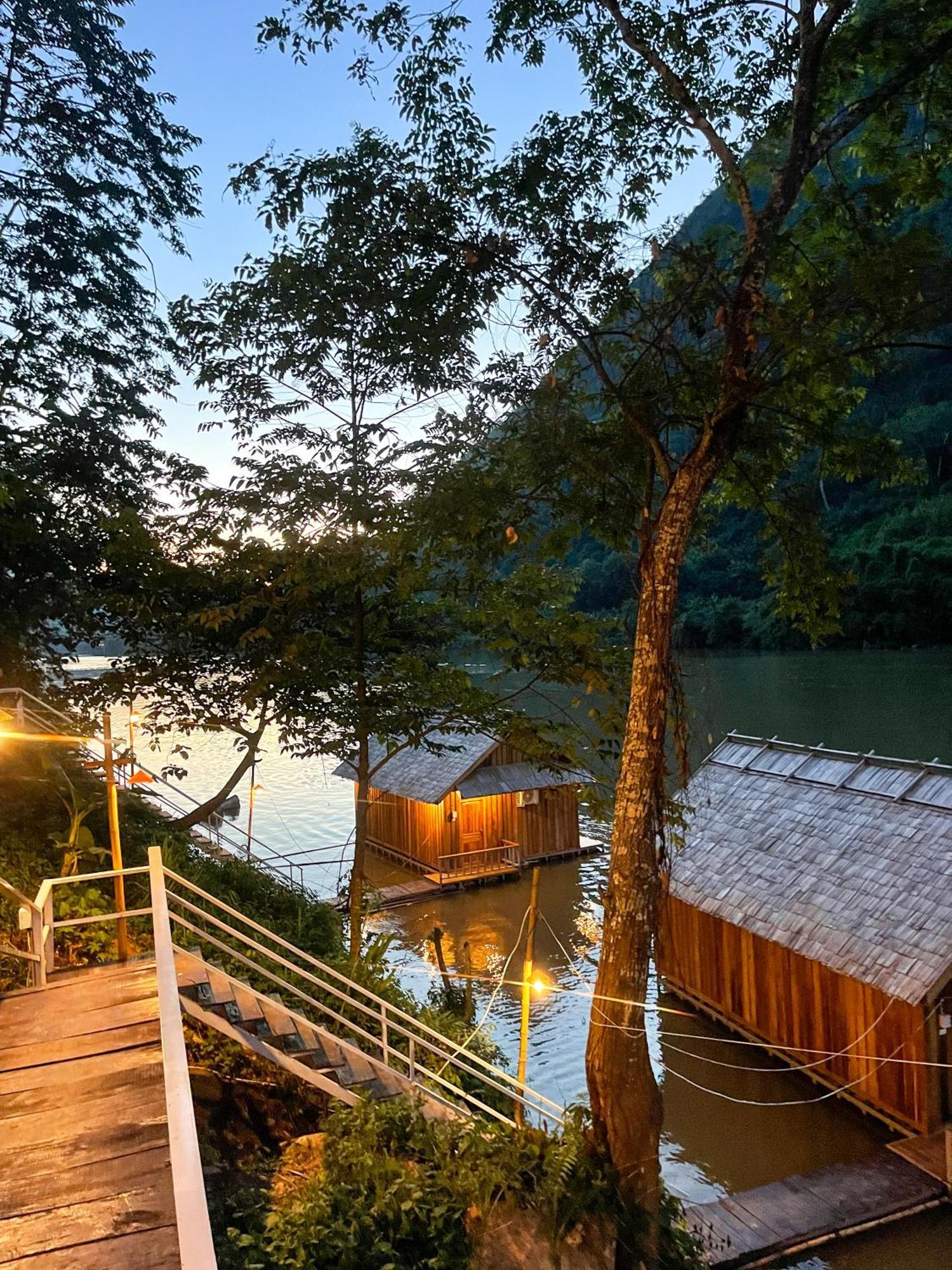 Nongkhiaw The Float House Ξενοδοχείο Εξωτερικό φωτογραφία