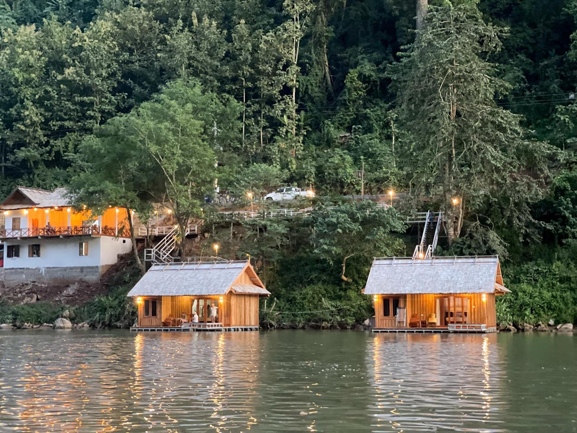 Nongkhiaw The Float House Ξενοδοχείο Εξωτερικό φωτογραφία
